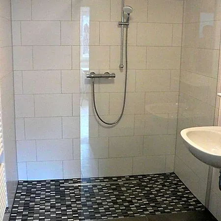Hostel Gaestehaus Haalck *