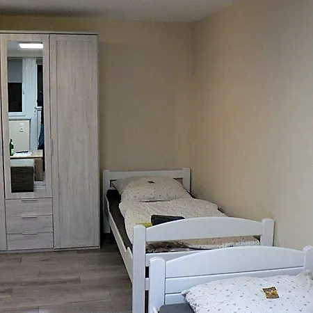 Gaestehaus Haalck Hostal *