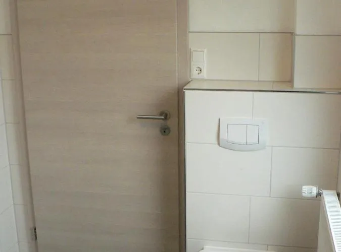 Gaestehaus Haalck Hostel *