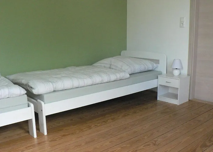 Gaestehaus Haalck Hostel *