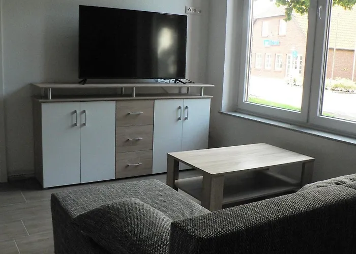 Gaestehaus Haalck Hostel *